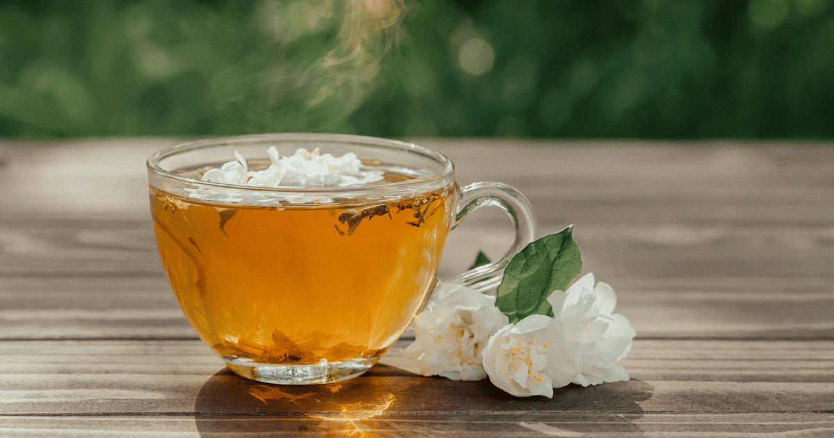 10 Evidence-Based Benefits of Green Tea